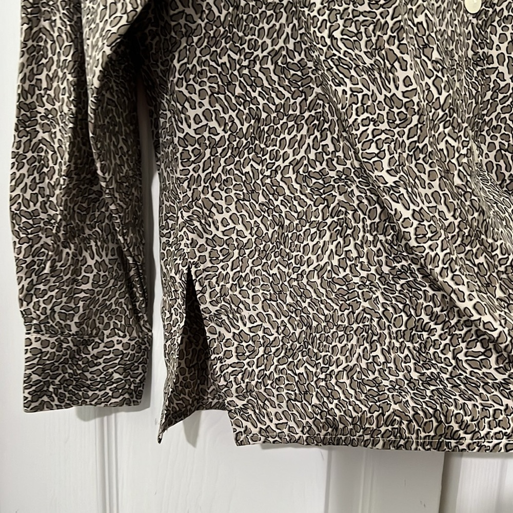 Bellagio button down long sleeve blouse size L - Picture 6 of 8